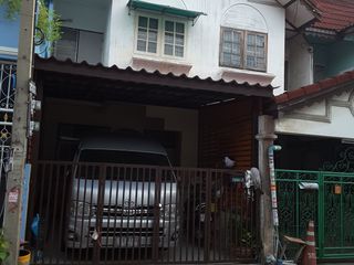 For Rent 2 Bedroom Townhouse In Bang Khen, Bangkok