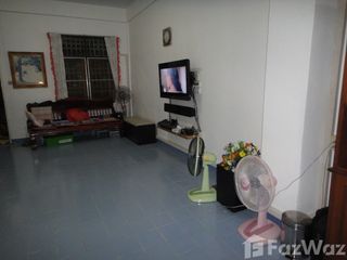 Аренда 2 спальни таунхаус в Банг Кхен, Бангкок
