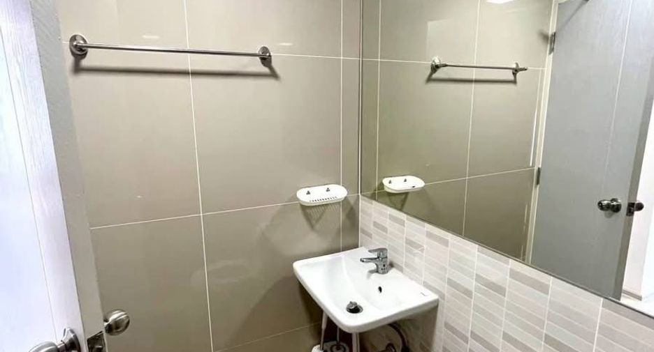 For sale 2 bedrooms condo in Sai Mai, Bangkok