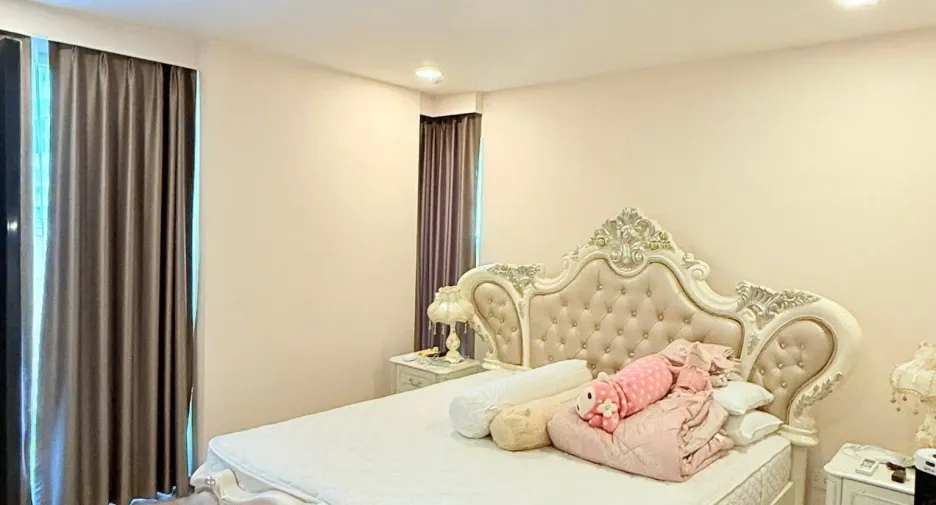 For sale and for rent 2 bedrooms condo in Pathum Wan, Bangkok