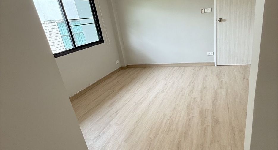 For sale and for rent 5 bedrooms villa in Hang Dong, Chiang Mai