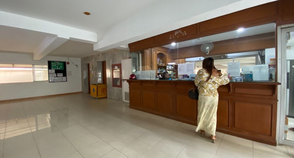 For sale 1 bed condo in Bang Lamung, Chonburi
