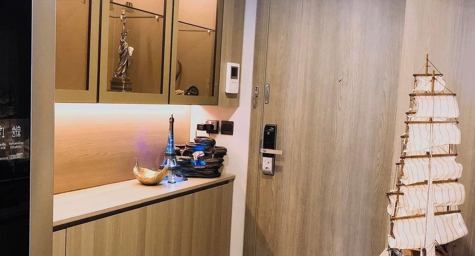 For sale 1 bed condo in Pathum Wan, Bangkok