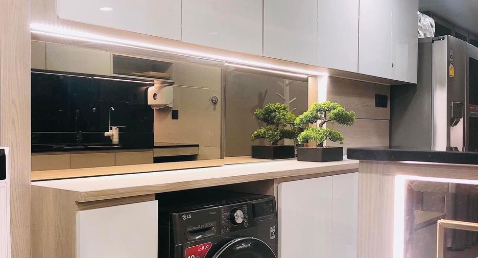 For sale 1 bed condo in Pathum Wan, Bangkok