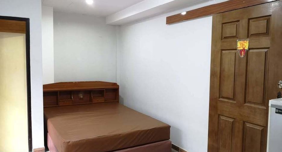 For sale 14 bedrooms apartment in Bang Na, Bangkok