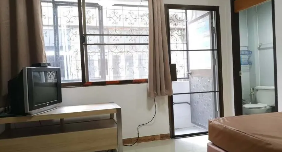 For sale 14 bedrooms apartment in Bang Na, Bangkok