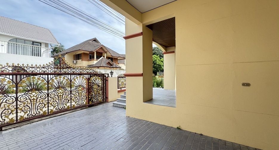 À vendre 4 chambres maison à Bang Lamung, Chonburi