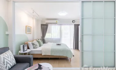 Wohnung zur Miete mit Studio in Huai Khwang, Bangkok