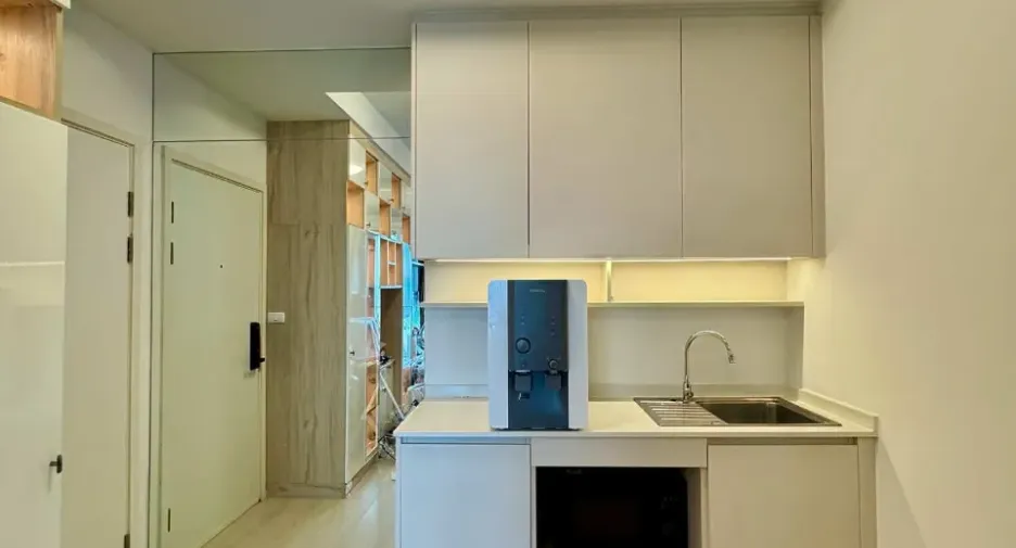 For sale 1 bed condo in Huai Khwang, Bangkok