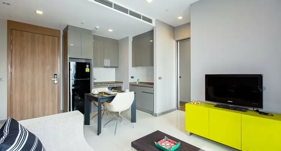 For sale and for rent 1 bed condo in Bang Rak, Bangkok