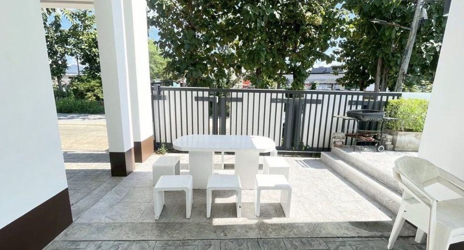 Villa en alquiler de 3 habitaciones en San Sai, Chiang Mai