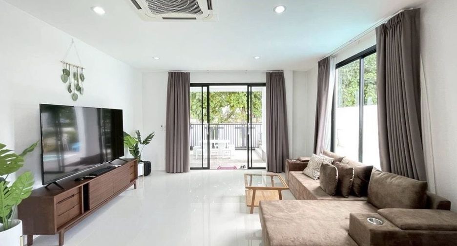 Villa en alquiler de 3 habitaciones en San Sai, Chiang Mai