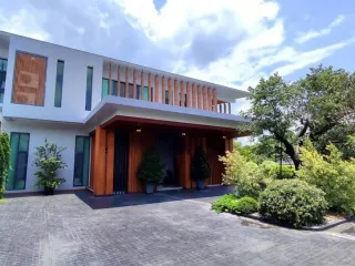 For sale 4 bedrooms villa in Mae Rim, Chiang Mai