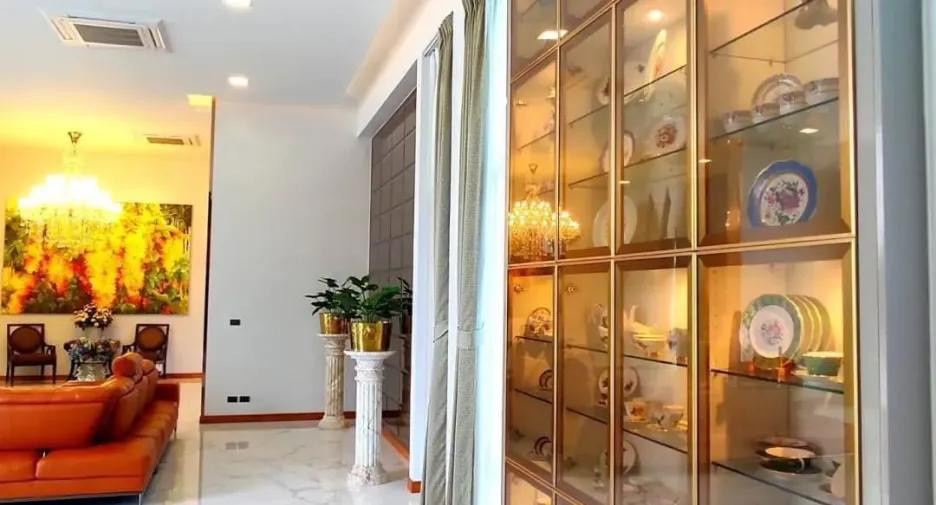 À vendre 4 chambres villa à Mae Rim, Chiang Mai