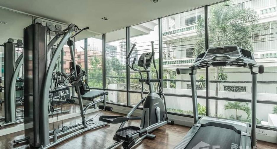 For sale 1 bed condo in Mueang Samut Prakan, Samut Prakan