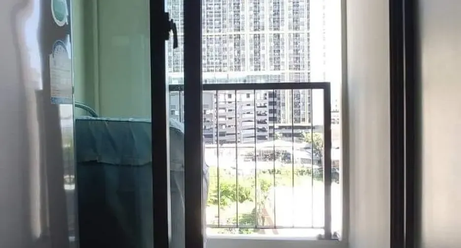 Condo en alquiler de estudio en Mueang Samut Prakan, Samut Prakan