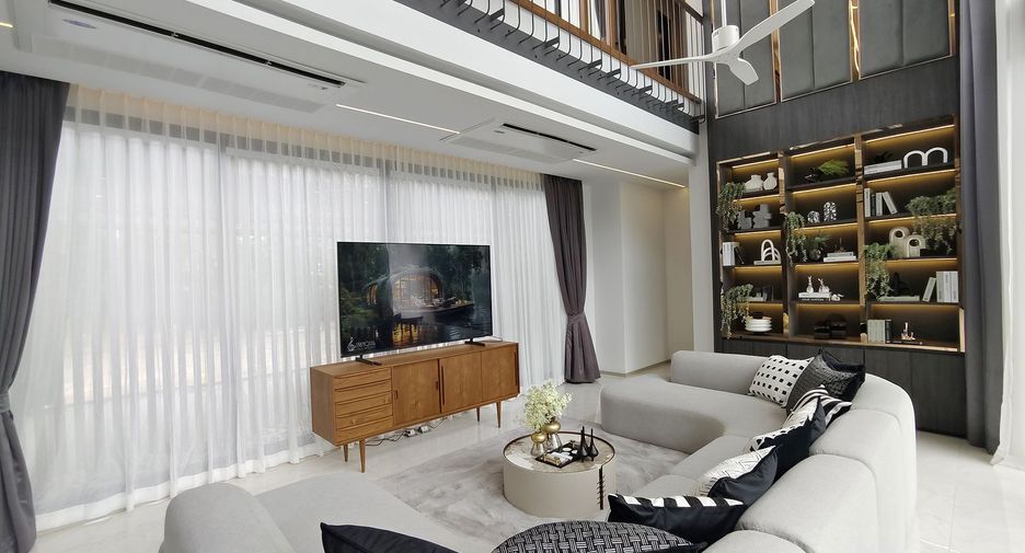 For sale 4 bedrooms villa in Doi Saket, Chiang Mai