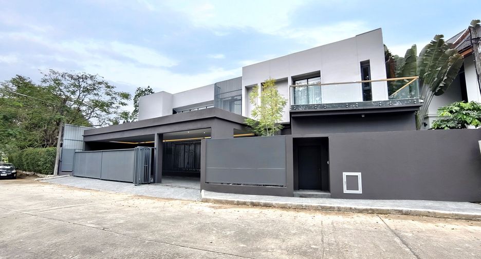 For sale 4 bedrooms villa in Doi Saket, Chiang Mai
