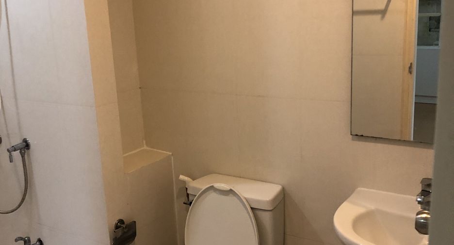 For rent 1 bed condo in Saphan Sung, Bangkok