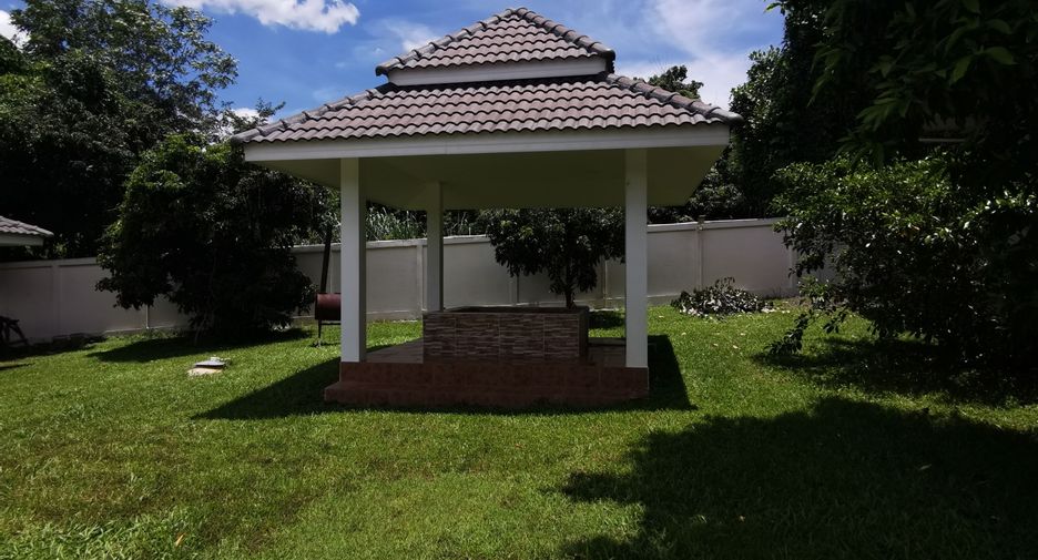 For sale 2 bedrooms house in Doi Saket, Chiang Mai