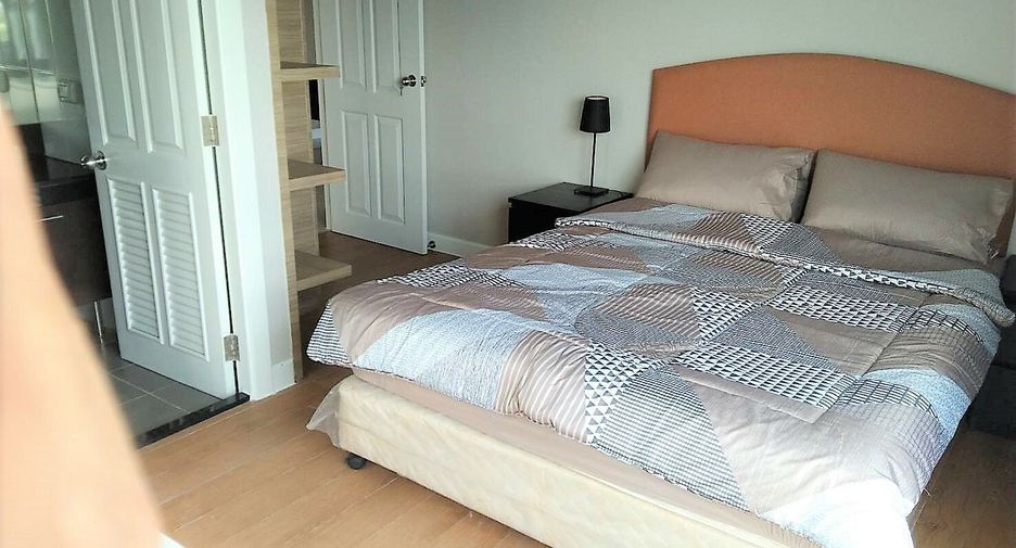 For sale 2 bedrooms condo in Mueang Samut Prakan, Samut Prakan