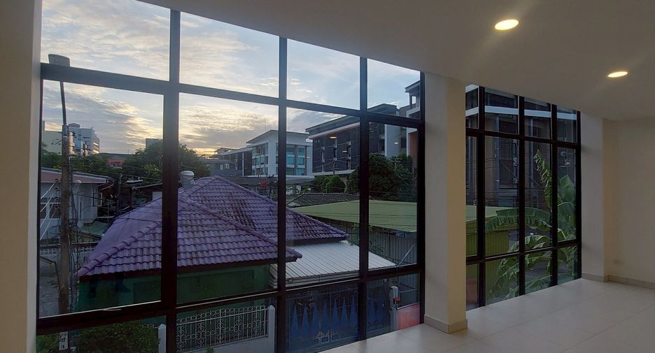 出售 和 出租 办公室 在 Bang Phli, Samut Prakan
