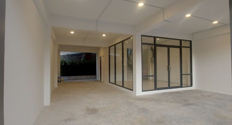 出售 和 出租 办公室 在 Bang Phli, Samut Prakan