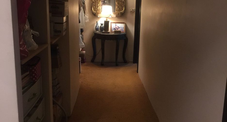 For sale 3 bedrooms condo in Bang Na, Bangkok