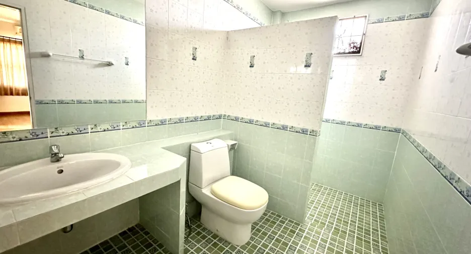 For sale 3 bedrooms house in Hang Dong, Chiang Mai