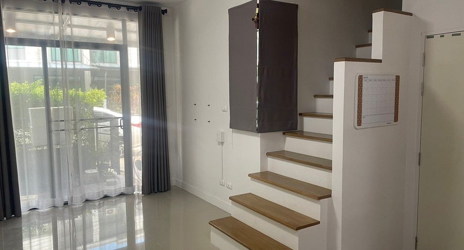 For sale and for rent 3 bedrooms townhouse in Sai Mai, Bangkok