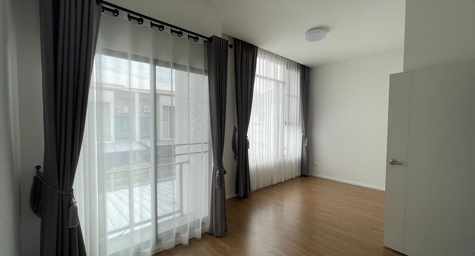 For sale and for rent 3 bedrooms townhouse in Sai Mai, Bangkok