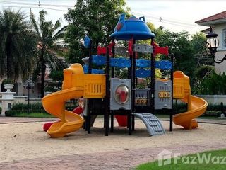 Reihenhaus zum Kauf und zur Miete mit 4 Zimmer in Chom Thong, Bangkok