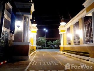 For sale and for rent 4 bedrooms townhouse in Chom Thong, Bangkok
