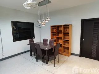 Casa en venta de 4 habitaciones en Mueang Chiang Mai, Chiang Mai