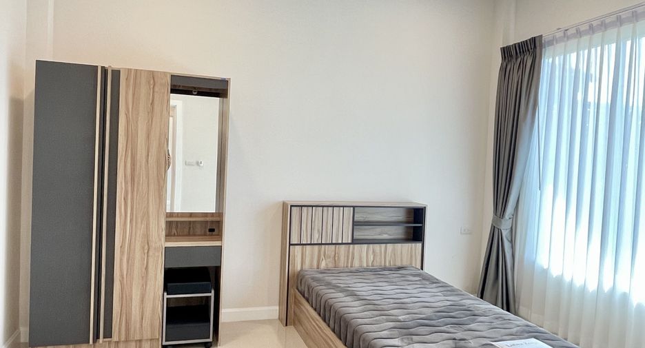 For rent 3 bedrooms villa in Bang Lamung, Chonburi