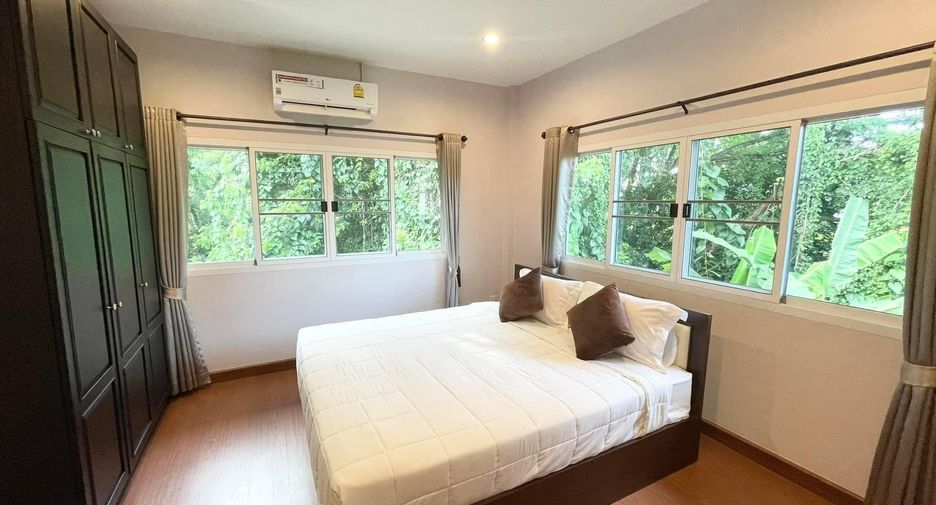 Casa en alquiler de 5 habitaciones en San Sai, Chiang Mai