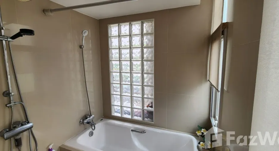 For sale and for rent 2 bedrooms condo in Mueang Chiang Mai, Chiang Mai