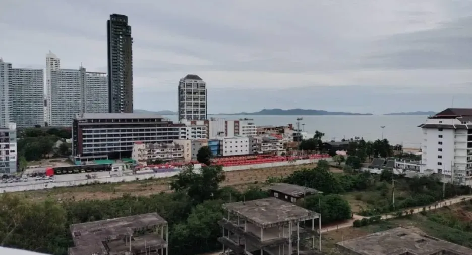For rent and for sale 2 bedrooms condo in Bang Lamung, Chonburi