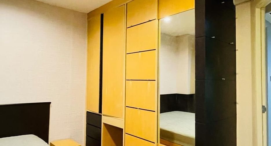 For rent 1 bed condo in Bang Kapi, Bangkok