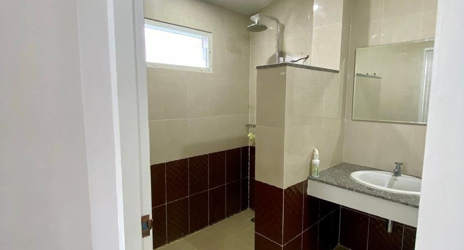 Haus zum Kauf mit 4 Zimmer in Hang Dong, Chiang Mai