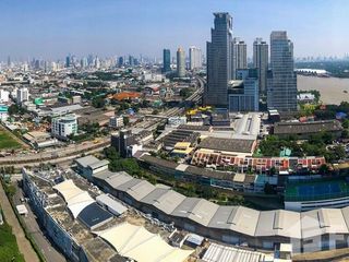 Condo en venta de 2 habitaciones en Yan Nawa, Bangkok