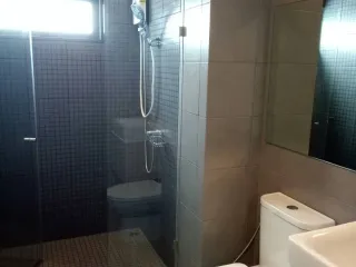 Wohnung zur Miete mit 1 Zimmer in Phra Pradaeng, Samut Prakan