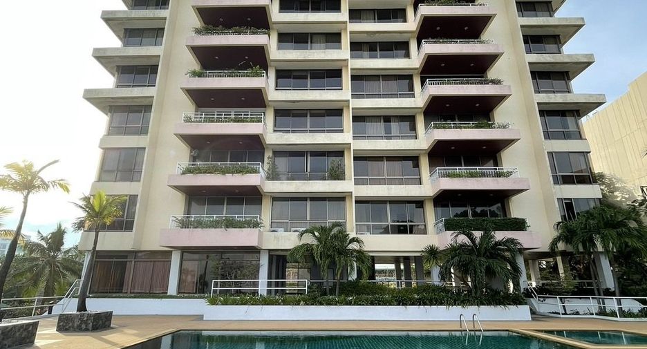 For sale and for rent 4 bedrooms condo in Bang Lamung, Chonburi