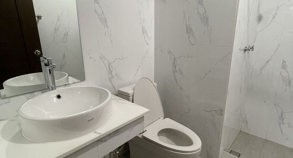 For sale and for rent 4 bedrooms condo in Bang Lamung, Chonburi