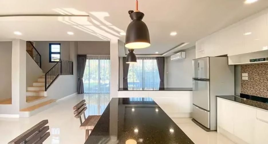 出售 和 出租 4 卧室 独立屋 在 Hang Dong, Chiang Mai