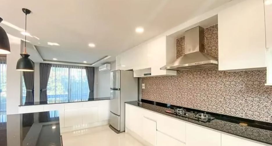 出售 和 出租 4 卧室 独立屋 在 Hang Dong, Chiang Mai