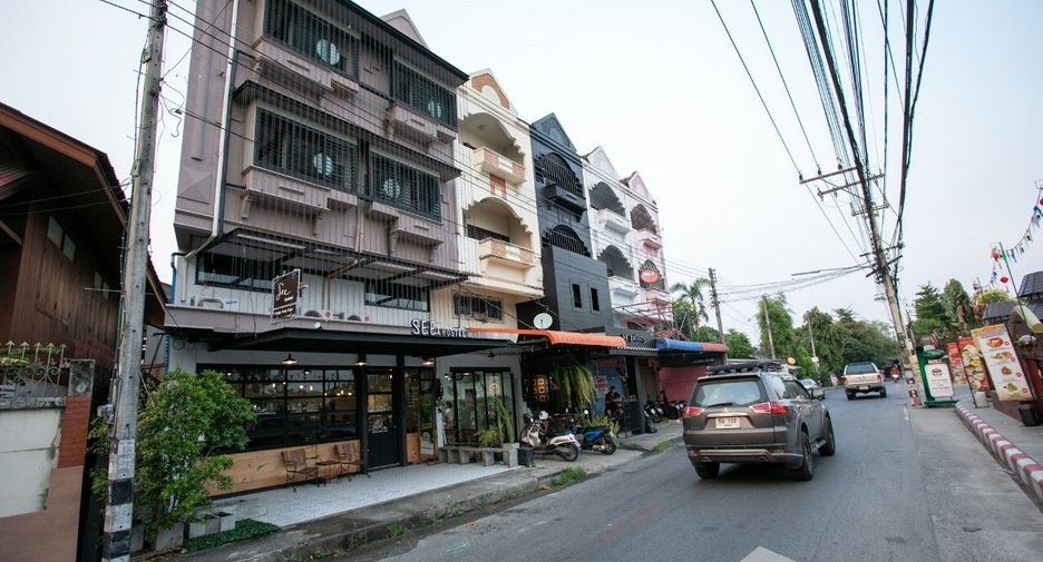 Продажа 5 спальни отель в Mueang Chiang Mai, Чианг Маи