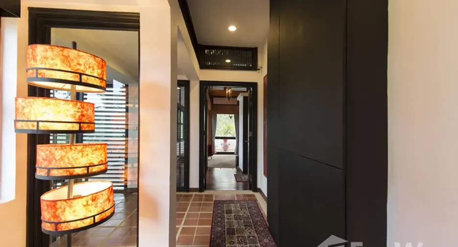 À vendre 4 chambres villa à San Sai, Chiang Mai