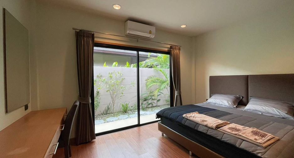 Villa en alquiler de 3 habitaciones en Huay Yai, Pattaya