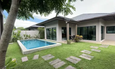 For rent 3 bedrooms villa in Bang Lamung, Chonburi